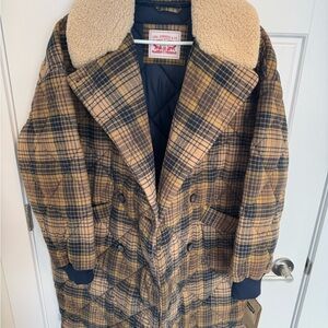 Levi's Men's Checkered Puffer Jacket - Tan and Navy